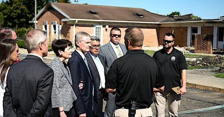 Elder Bednar Brings the Love of Jesus Christ to Grand Blanc, Michigan