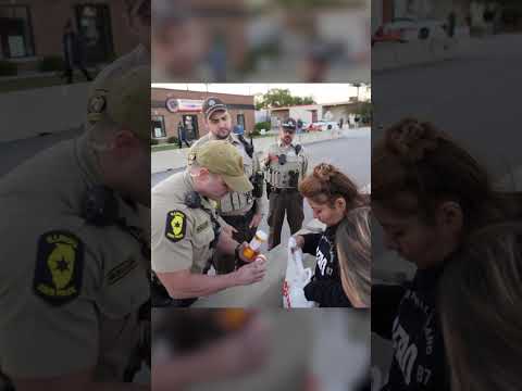 Family Delivers Medication to Loved Ones Held at ICE Facility #shorts