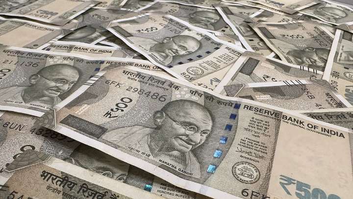 FPIs Return To Buying Mode After Volatile Week, DIIs Pump In Over Rs 4,000 Crore