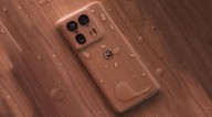 Cuerpo de Madera, chip de última generación y cámaras 4K: este Motorola supera al S25 Ultra y cuesta menos