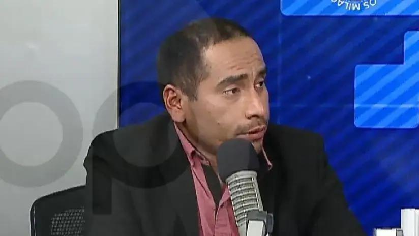 "Fue un acto humanitario": asesor responde tras ser captado cortando las uñas a congresista Lucinda Vásquez