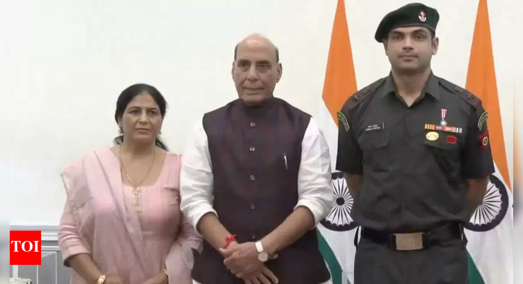 Watch: Neeraj Chopra conferred the honorary rank of Lieutenant Colonel in the Indian Army