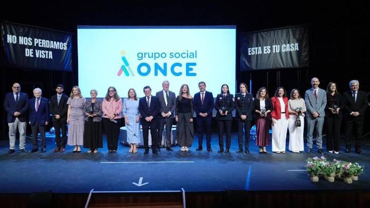 La ONCE distingue a los grandes referentes de la solidaridad en la Región de Murcia