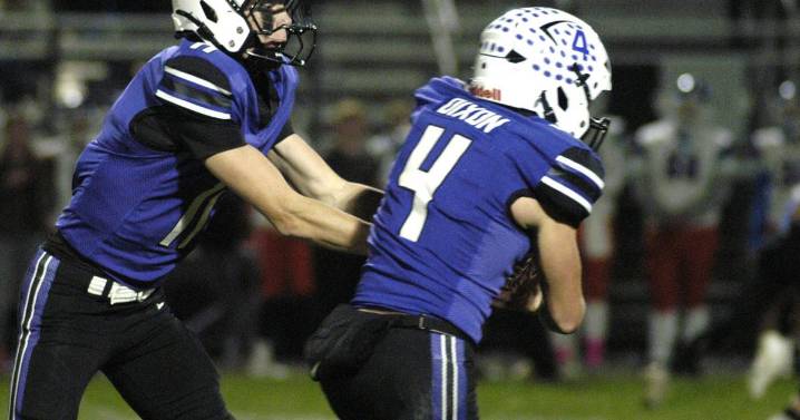 Listen live: Shaw Local Radio brings you Round 1 high school football broadcasts