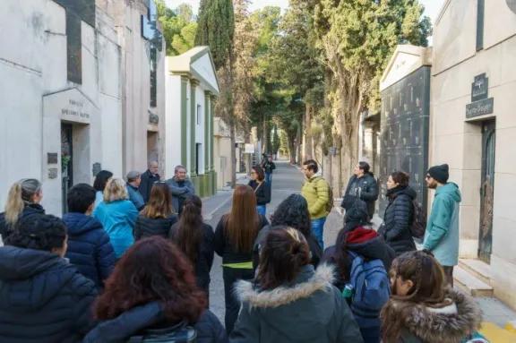 Habrá visitas guiadas en el cementerio de Neuquén con historias y leyendas locales
