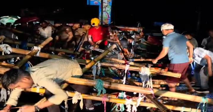 Heavy Rain Dampens Navami Festivities, Gate Collapse in Teliamura, Sparks Panic Amid Power Outages