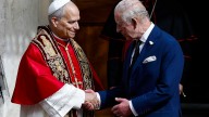 El papa León XIV reza junto al rey Carlos III en un oficio inédito desde el cisma anglicano