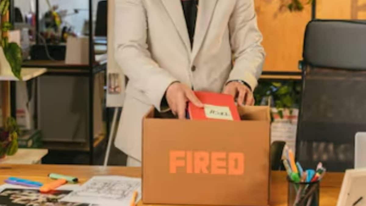 ‘No Prior Intimation Or Time To Prepare’: US Company Fires ‘Indian Employees’ In 4 Minutes; Redditors Offer Helping Hand