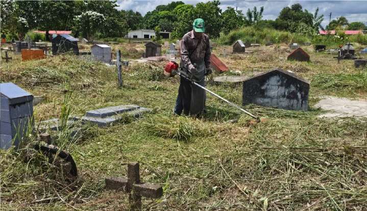 Avanza saneamiento del cementerio La Cotorra y Pararí