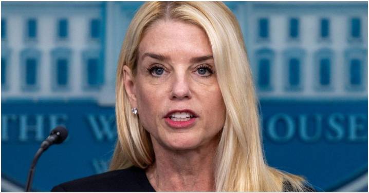 Exploring Pam Bondi's Law School Background: Is Stetson a Top Tier Choice?