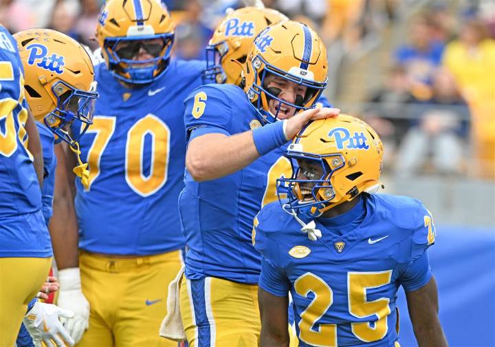 Instant analysis: Pitt's Mason Heintschel throws for over 400 yards in high
