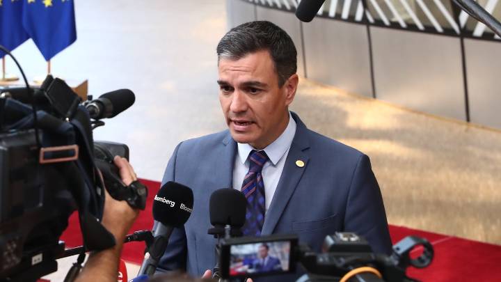 Sánchez pide "tiempo" a Puigdemont para que no rompa: "A Cataluña le sienta bien este Gobierno"
