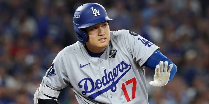 Shohei Ohtani hears "We don't need him" chants in Toronto for World Series Game 1