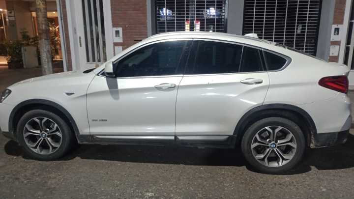 Atropellaron a una mujer policía al escapar de un control frente a la Terminal de Ómnibus