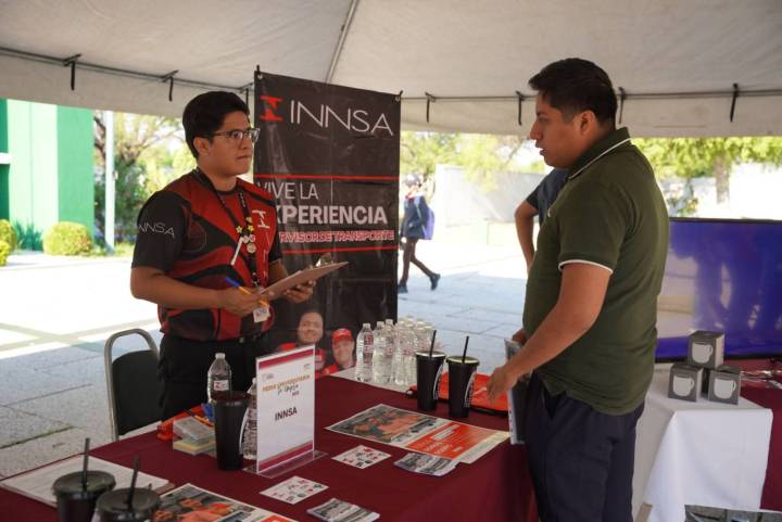 JUVENTUDES DE NUEVO LAREDO ENCUENTRAN OPORTUNIDADES LABORALES EN LA SEGUNDA FERIA UNIVERSITARIA DEL EMPLEO