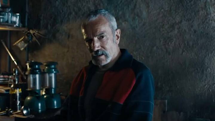 I Can’t Get Enough Of Daniel Day-Lewis Talking People ‘Gobbling Off’ And Criticizing Method Acting