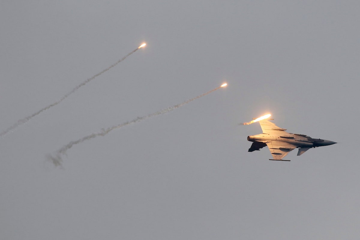 Saab considers Canada as site for Gripen jet assembly