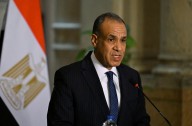 Egypt trying to convince Hamas to accept Trump plan, says foreign minister