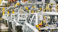 Bloomberg: La industria automotriz europea tiene chips solo para unos días