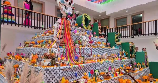 Inauguran altar de muertos en Palacio Municipal de Soledad