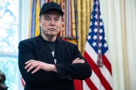 Elon Musk pide cancelar suscripciones a Netflix