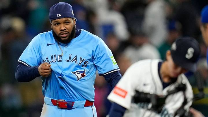 Armada latina guía a Blue Jays en bombardeo contra Mariners