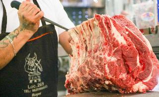 Extorsión a carniceros en Guanajuato revela red delictiva que vende carne robada