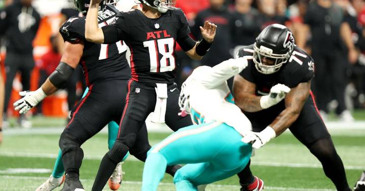 PHOTOS: Atlanta Falcons vs. Miami Dolphins