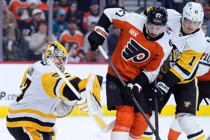 Konecny nets 200th career goal, Brink shines as Flyers edge Penguins in shootout