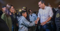 "No queremos que nadie más muera": Niño conmovió a Jerí en campamento de damnificados por incendio en SJM