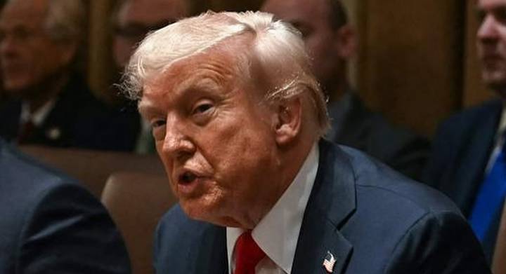 Trump amenaza con aranceles “masivos” a China por hostilidad comercial