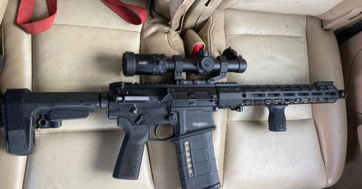Siete detenidos con armas de uso exclusivo del Ejército en Baja California
