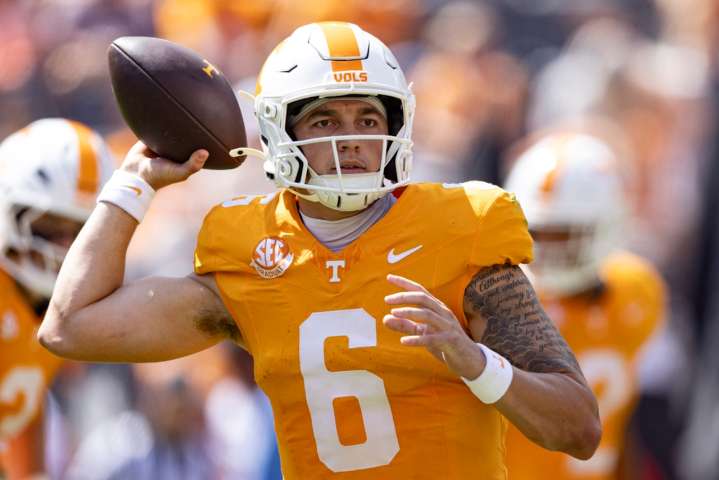 How to watch college football free live stream today: Arkansas Razorbacks vs. No. 12 Tennessee Volunteers