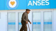 Jubilados: con el bono congelado en $70.000, el haber llegará a los 400 mil pesos