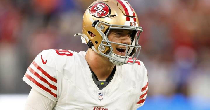 Former Patriots Mac Jones, Kendrick Bourne fill up box score as 49ers beat Rams