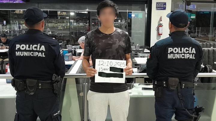 Hallan en la central camionera de Jalisco a menor reportado como desaparecido en Guanajuato