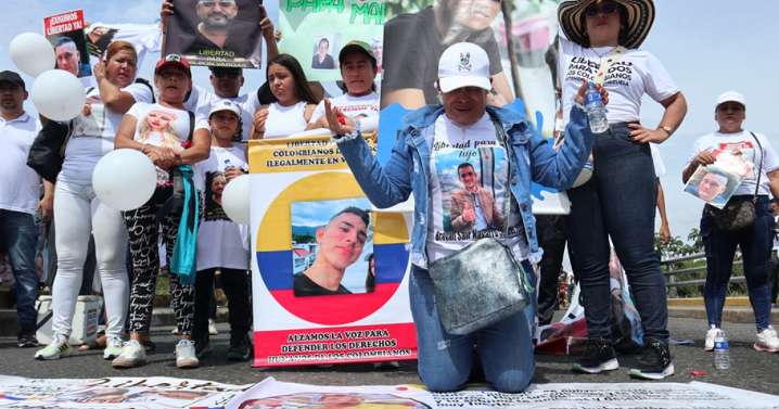 Gobierno promete atender "crisis humanitaria" de 40 colombianos