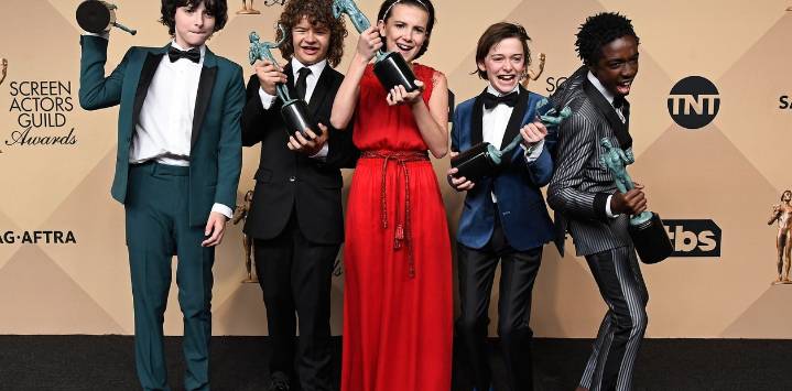 Cuál es la edad que tenía Millie Bobby Brown cuando comenzó Stranger Things
