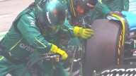 Alonso estalla tras una mala parada<br>