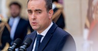 Chaos as French Prime Minister Resigns Less Than a Month After Appointment