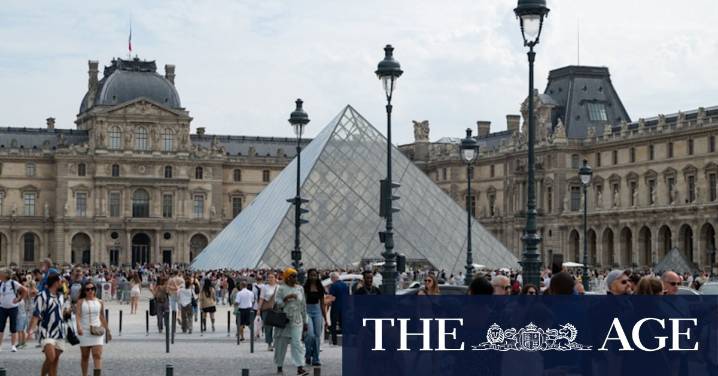 Thieves steal priceless jewels from Louvre in brazen daylight heist