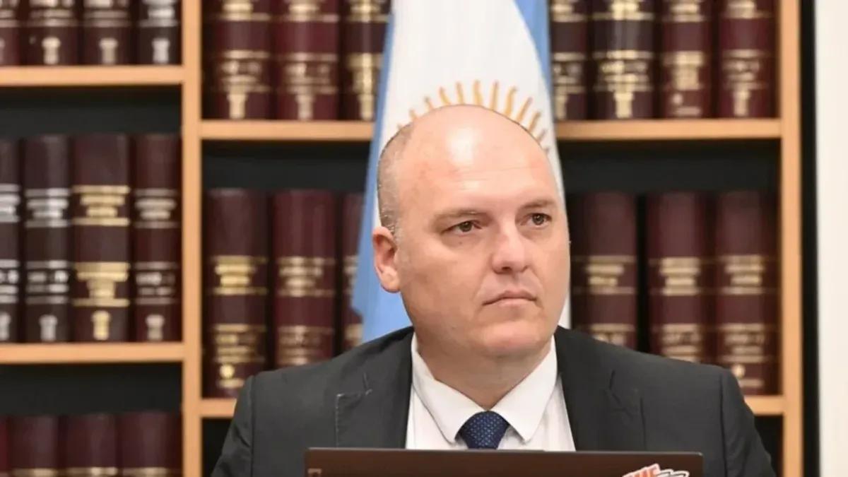 Por usar ChatGPT, anulan sentencia de un juez en Esquel