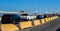 Largas filas en las garitas de Calexico este lunes por la mañana