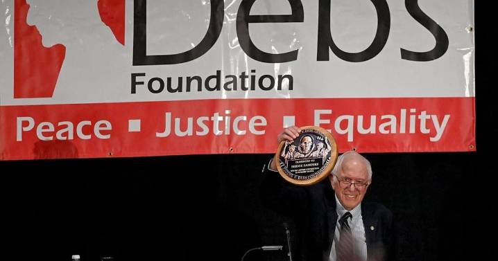 'Take his message forward': Debs Foundation honors Bernie Sanders in Terre Haute