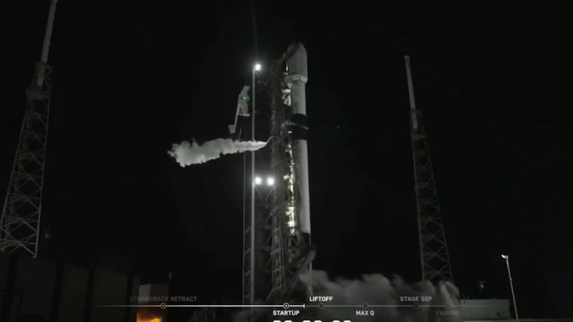 El satélite español de comunicaciones SpainSat NG II pone rumbo al espacio