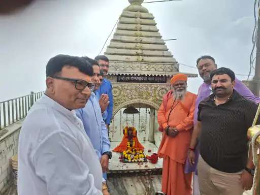 New Guru Gaurakshanath idol consecrated in temple on Girnar after vandalism incident