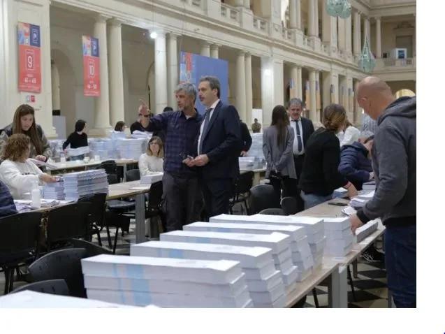 Caso Espert: el Gobierno pidió a la Justicia la reimpresión de las boletas en provincia