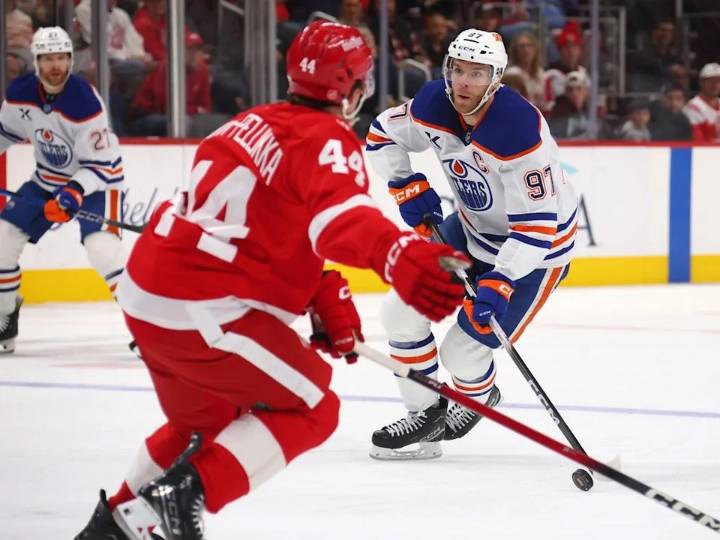 Red Wings extend Edmonton's misery as top Oilers continue to struggle