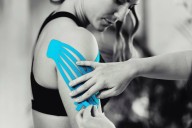 Verdad o mito. ¿Realmente funcionan las cintas kinesiológicas de colores que usan los atletas?