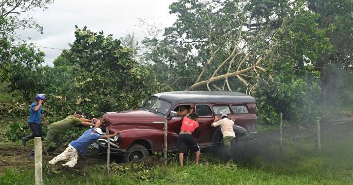 Devastación en el Caribe: huracán “Melissa” arrasa comunidades enteras en Cuba y amenaza a Bahamas